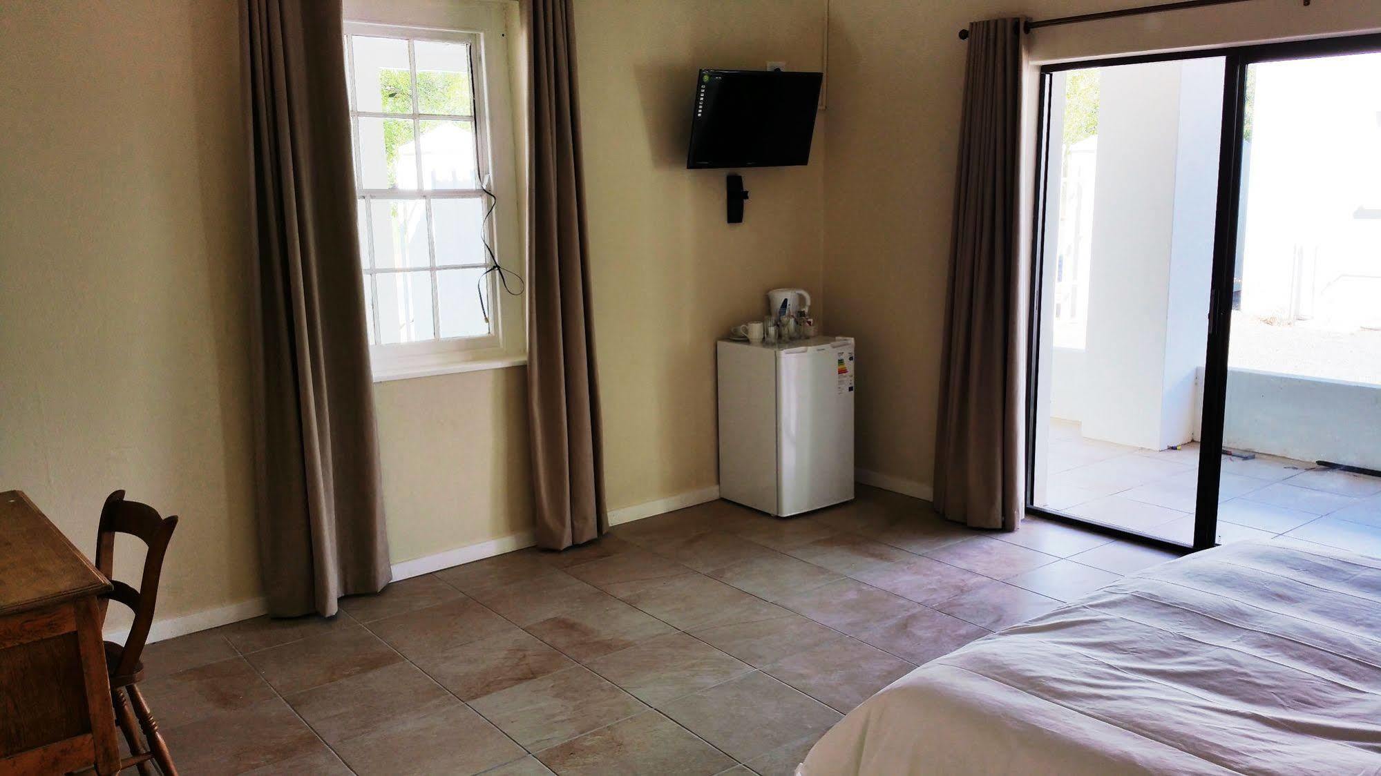 Nguni Country Lodge Middelburg エクステリア 写真